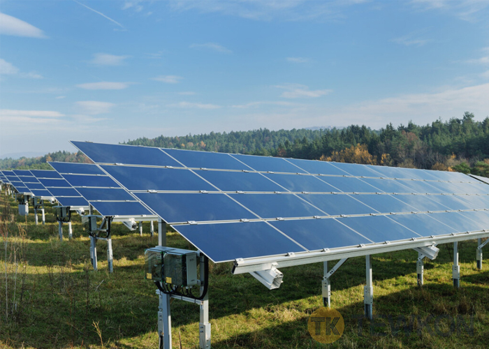 嵌入式工控机在清洁能源光伏行业中的解决方案.jpg